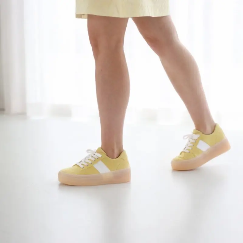 Gabor Sneakers Geel